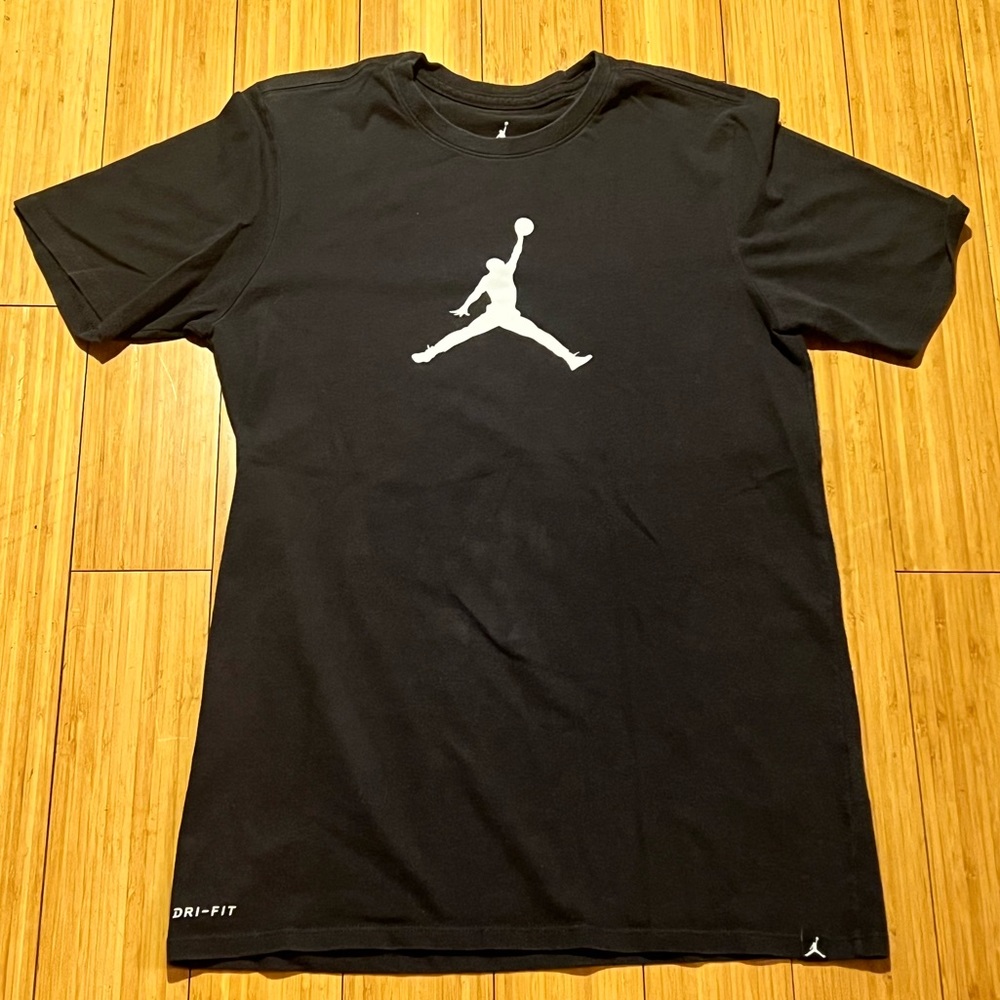 Nike Dri Fit Jordan Shirt ~ Men’s Small